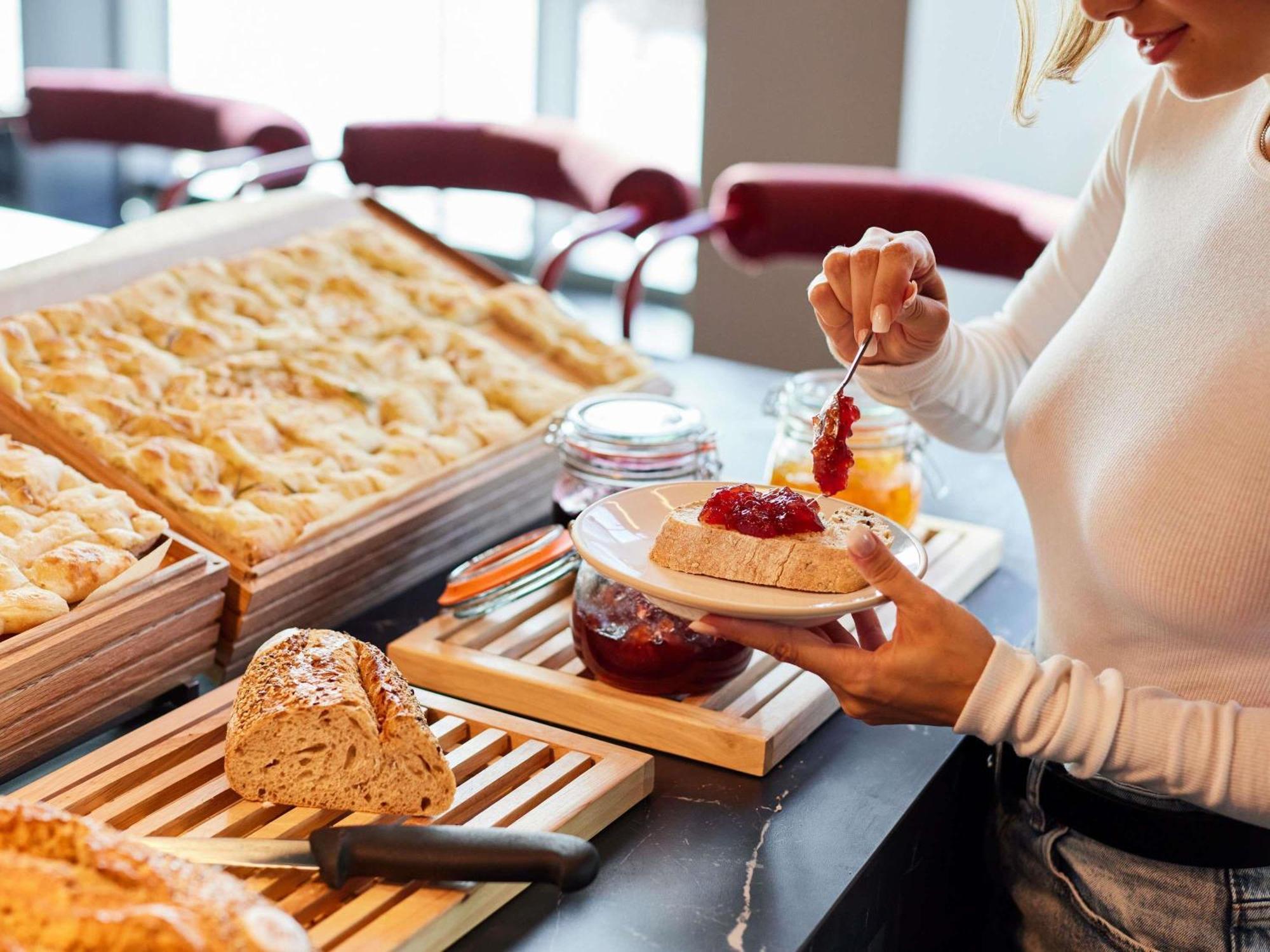 Tribe Manchester Airport By Accor Hale  Eksteriør billede