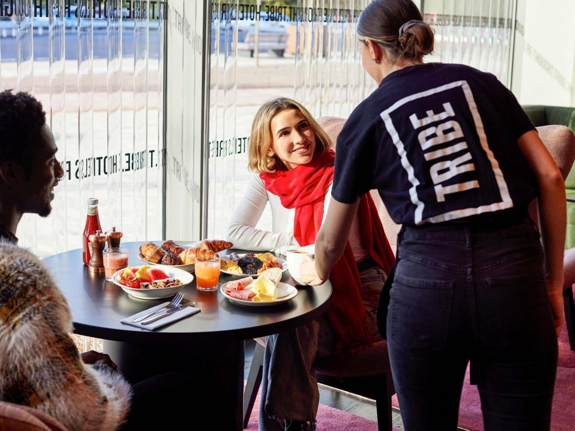 Tribe Manchester Airport By Accor Hale  Eksteriør billede